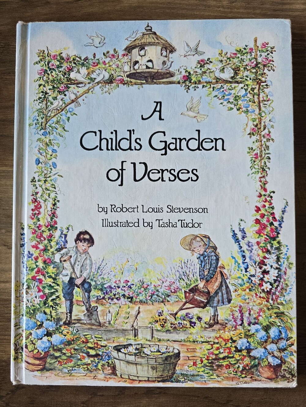 A Child's Garden of Verses Book By Robert Louis Stevenson Tasha Tudor (HC, 1981)